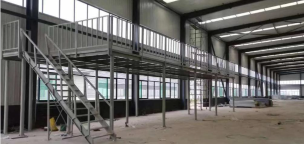 Plateforme à structure métallique préfabriquée Plateforme à structure métallique préfabriquée